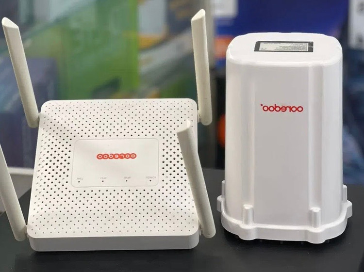 مودم ZLT X16 نمای جانبی - هلدینگ حلاج